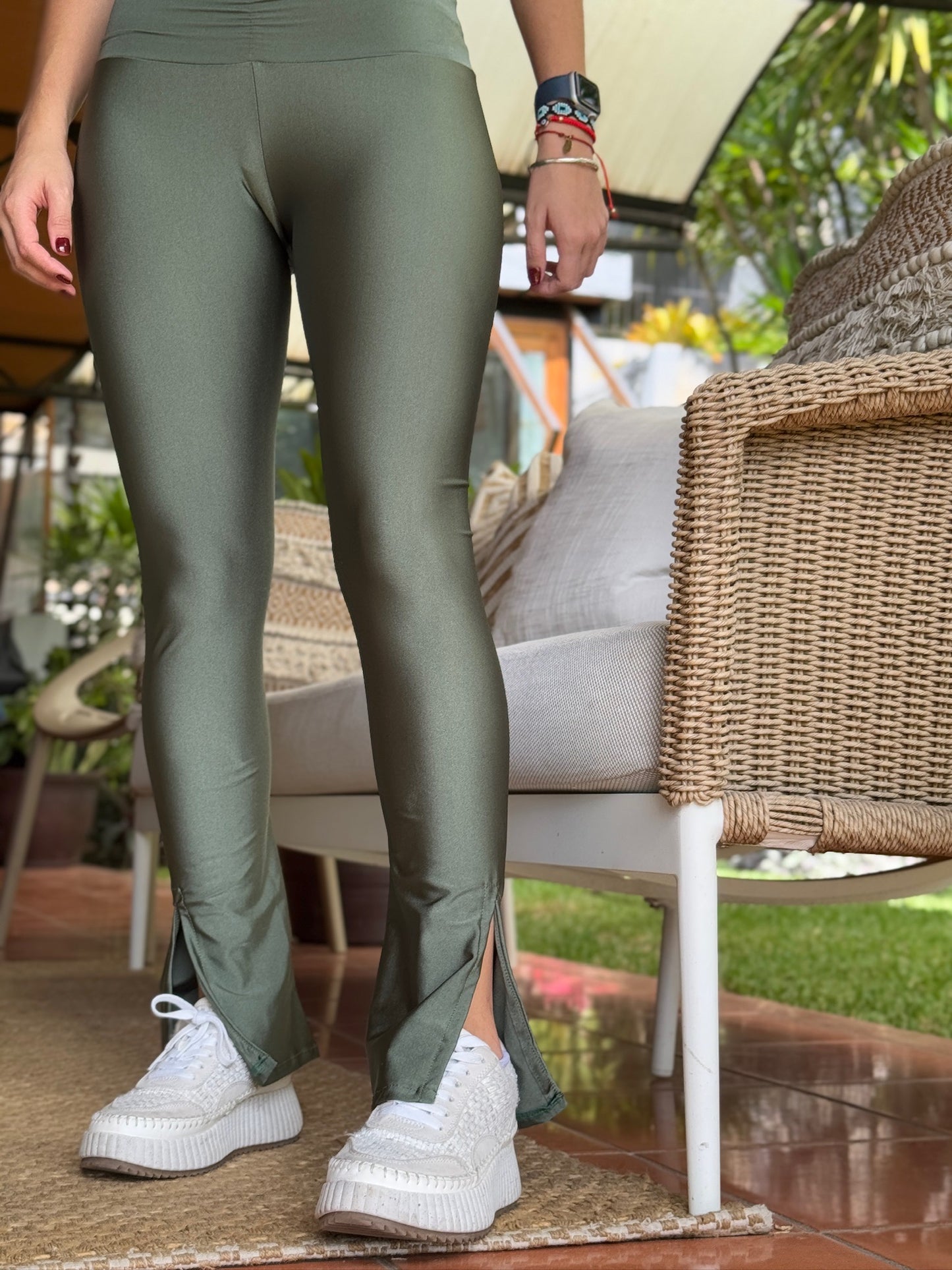 Shiny Flare Leggings